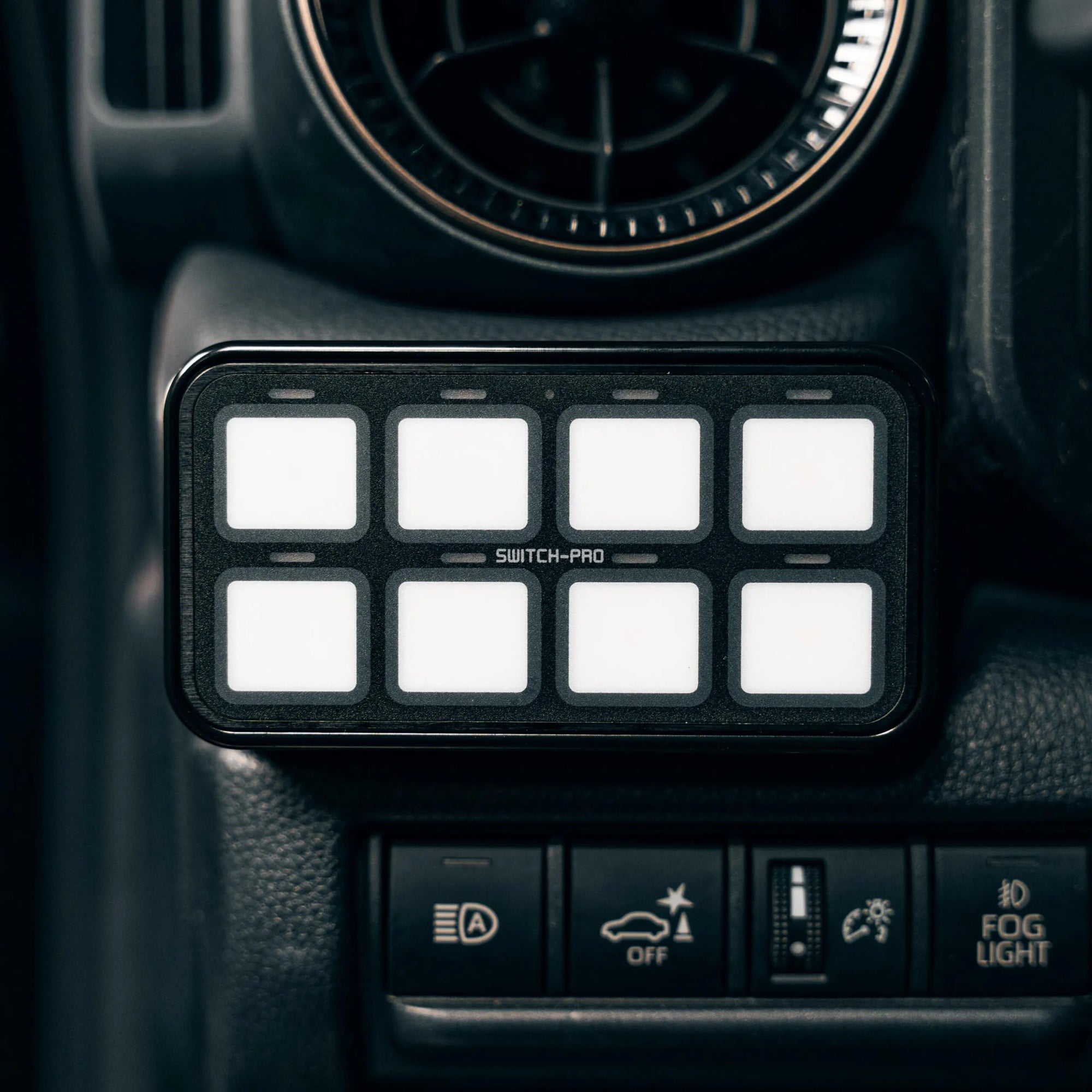 Westcott Designs
2024-2025 TOYOTA LAND CRUISER (LC 250) SWITCH PROS KEYPAD BRACKET