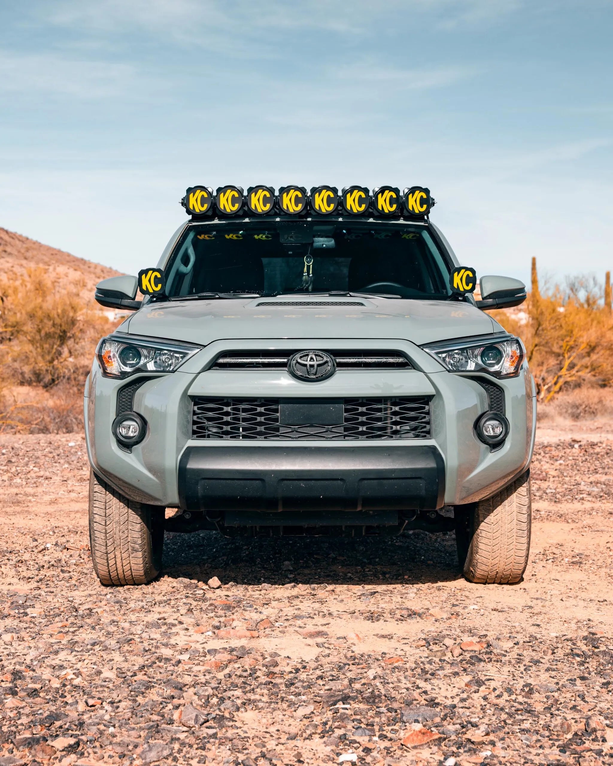2025 Toyota 4Runner (6th Gen) Lo-Pro Roof Rack