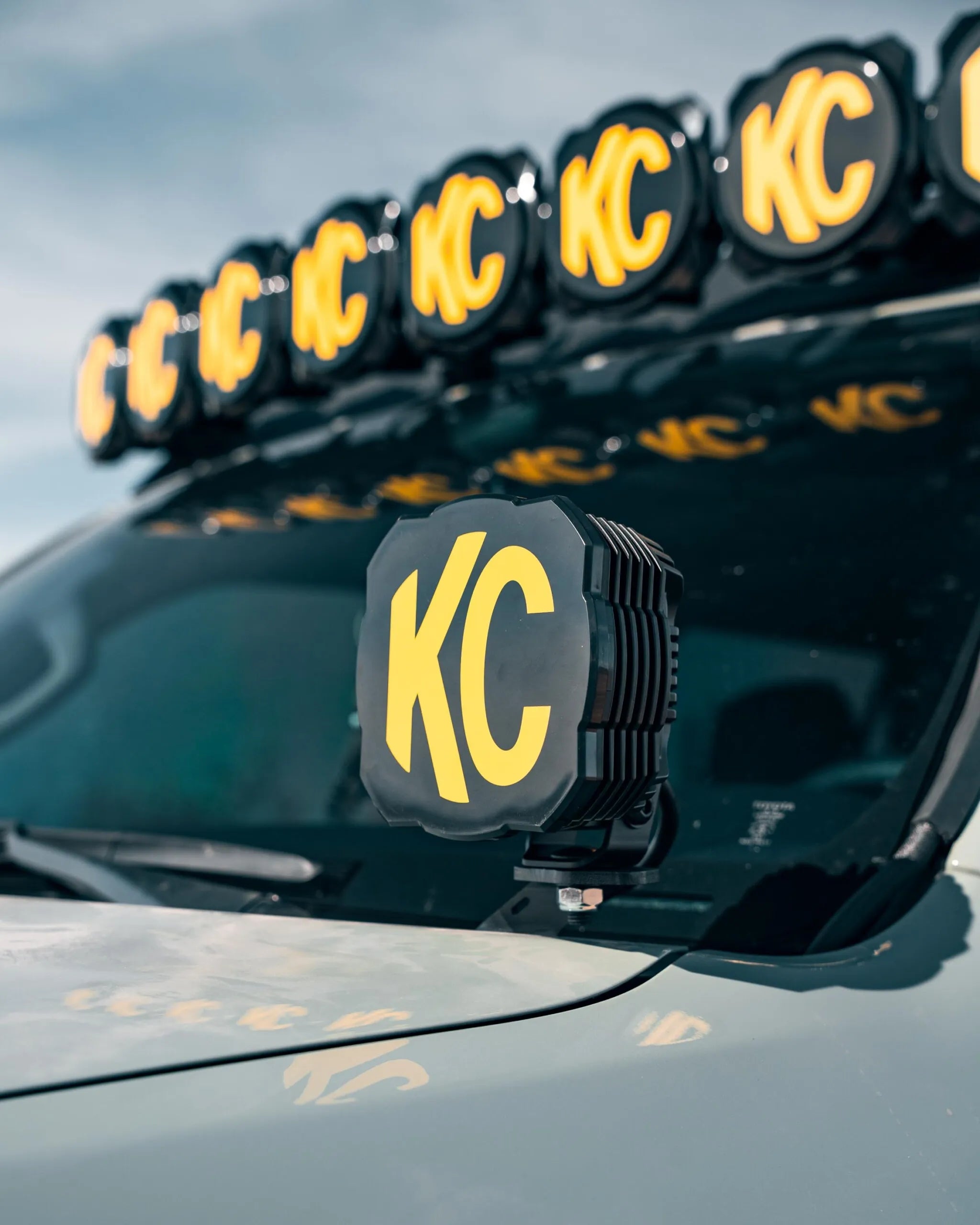 2025 Toyota 4Runner (6th Gen) Lo-Pro Roof Rack