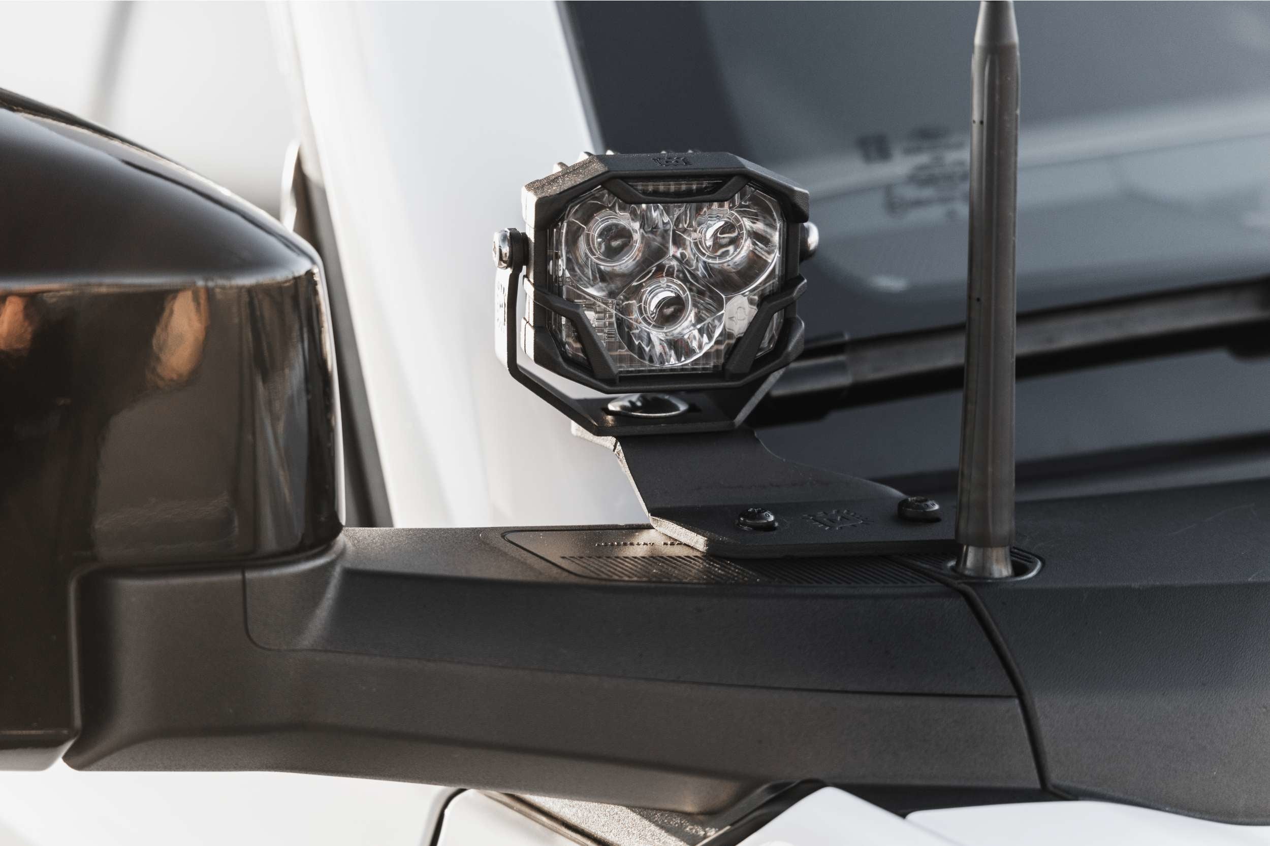 Morimoto 4Banger 2.0 HXB LED Pods (Spot / White or Yellow/ Set)