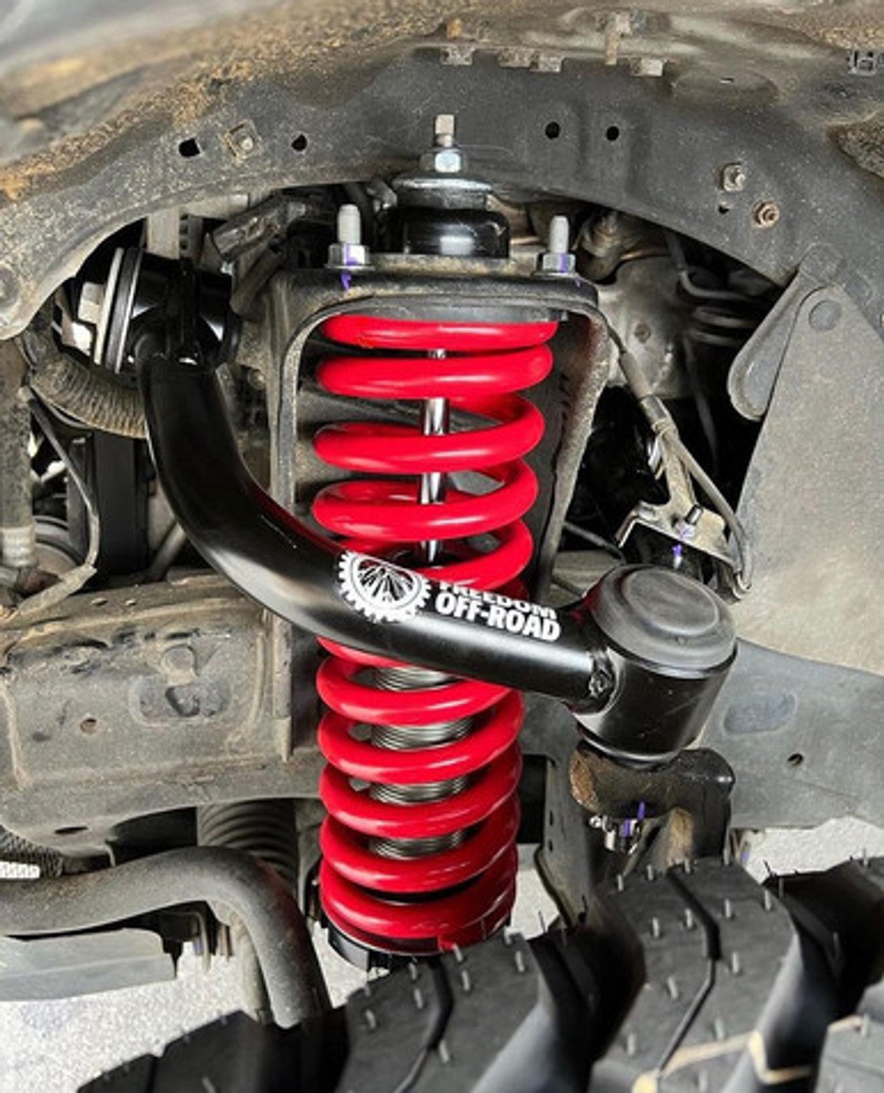 Freedom Offroad 2.5-5" Adjustable Coilovers w/ Extended End links