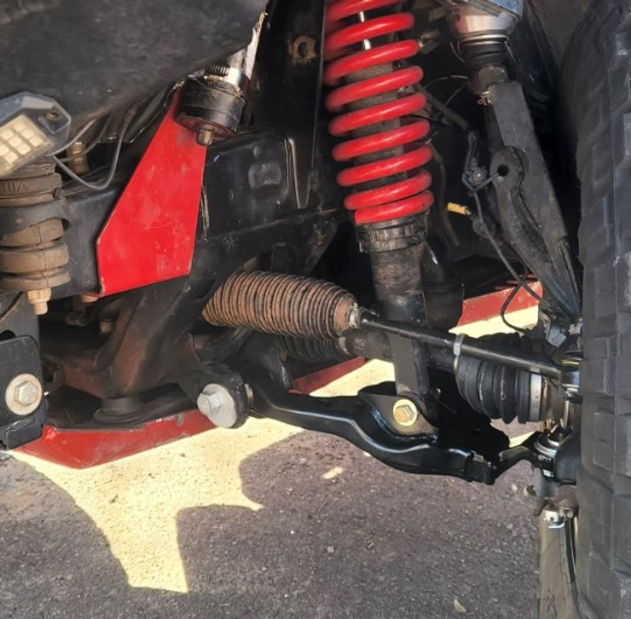 Front Lower Control Arms w/ Cam Bolts (Non KDSS Applications)