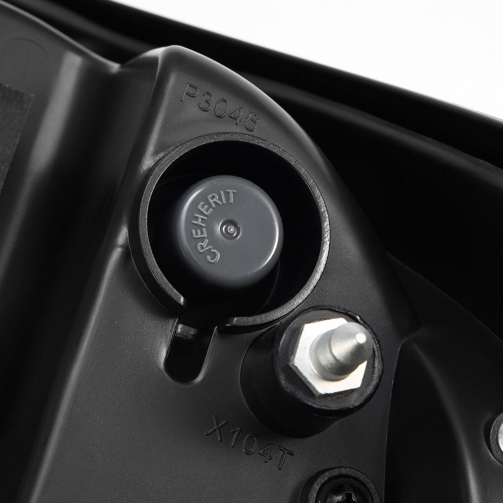 ALPHAREX 16-22 TOYOTA TACOMA LUXX-SERIES LED TAIL LIGHTS BLACK