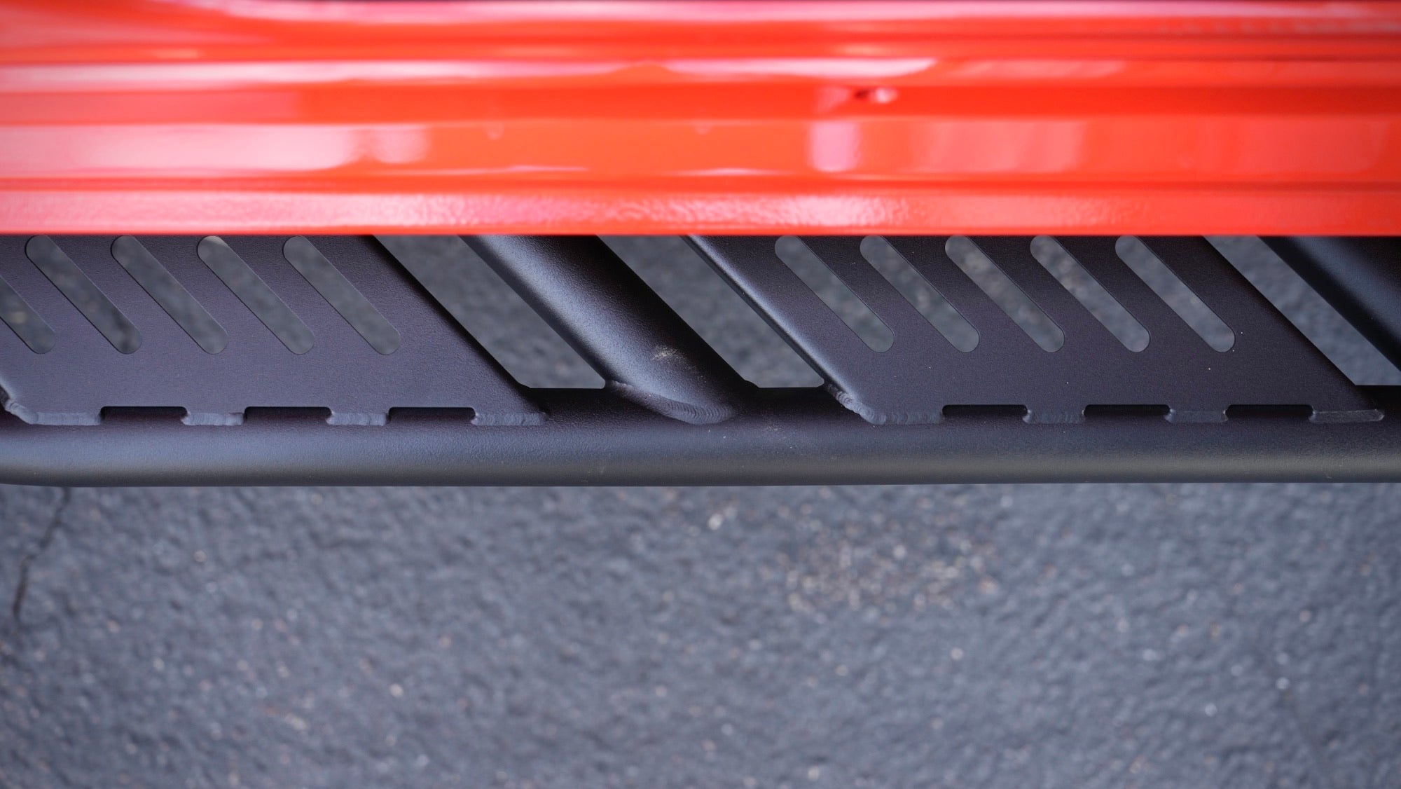 2022-’23 Toyota Tundra No Kickout Rock Sliders/Welding Process:  MIG