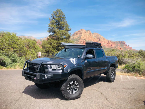 (2016 +) TOYOTA TACOMA DOBINSONS 4X4 BLACK DELUXE BULL BAR