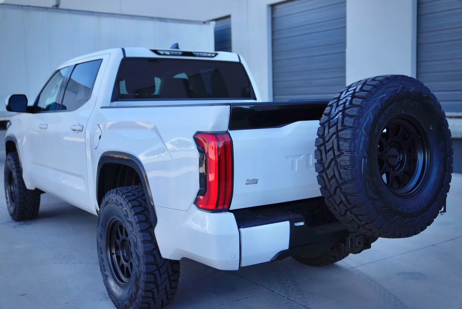 Westcott Universal Modular Spare Tire Carrier Rack