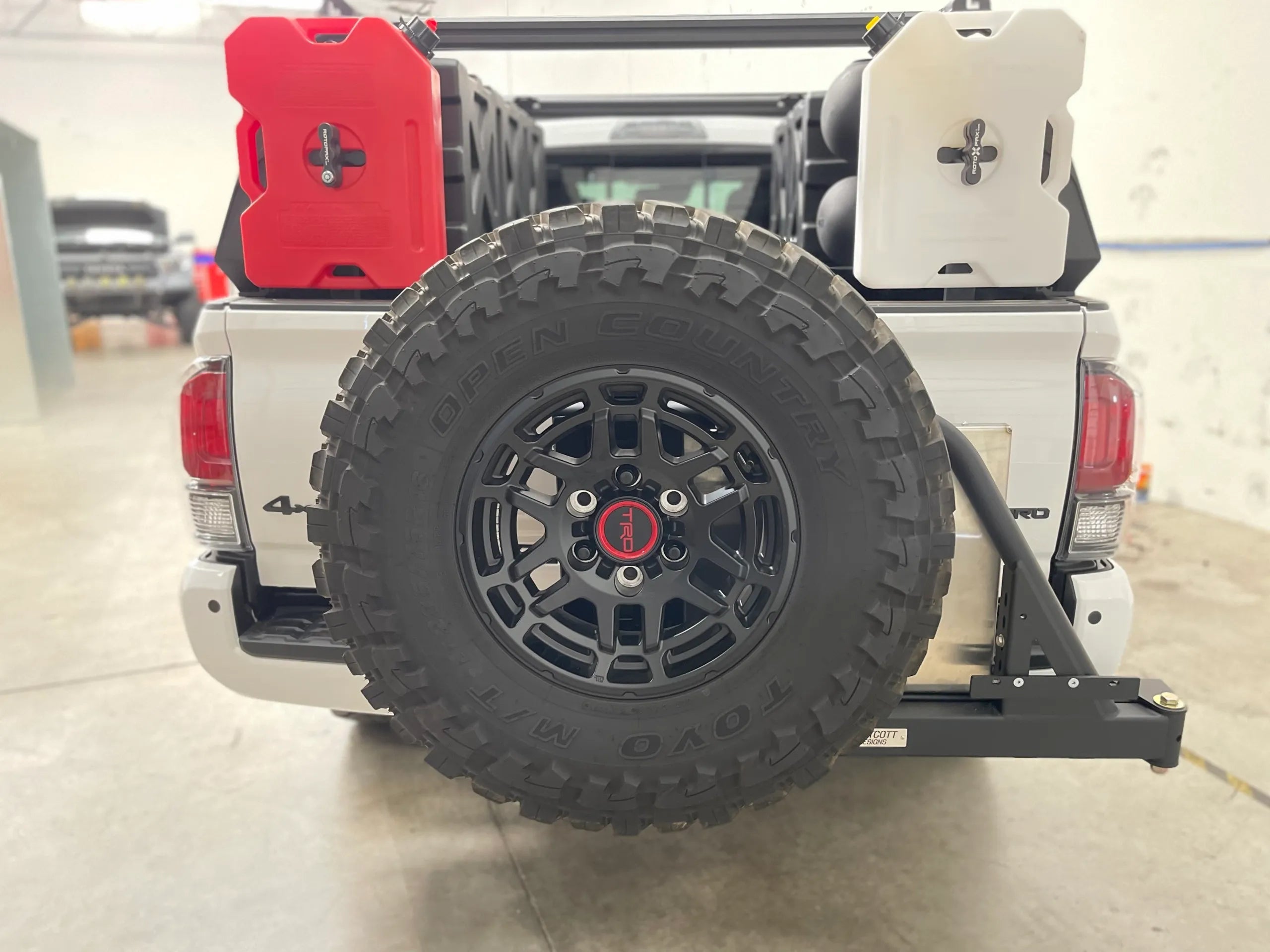 Westcott Universal Modular Spare Tire Carrier Rack