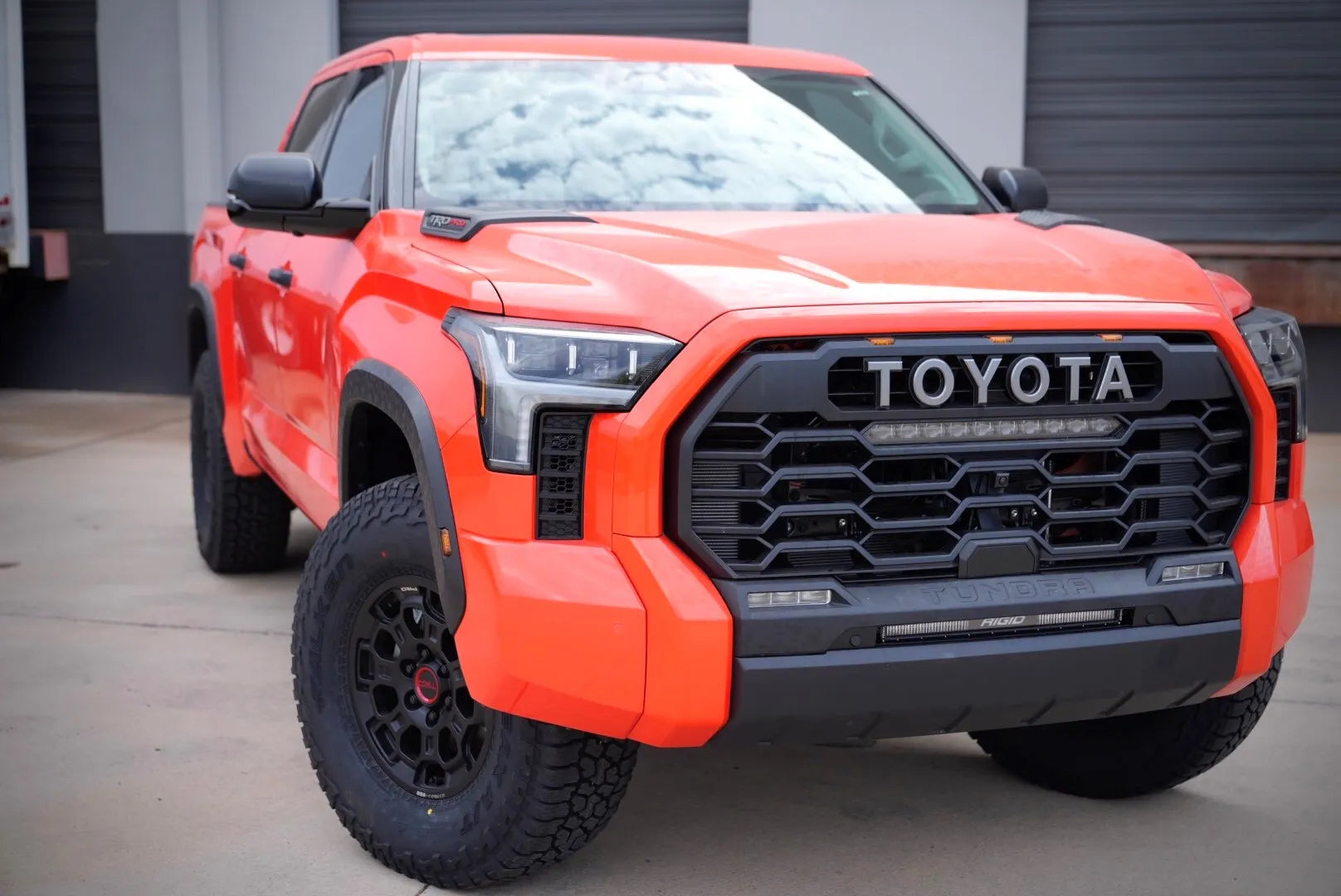 Westcott 22-23 Toyota Tundra 20″ Light Bar Brackets