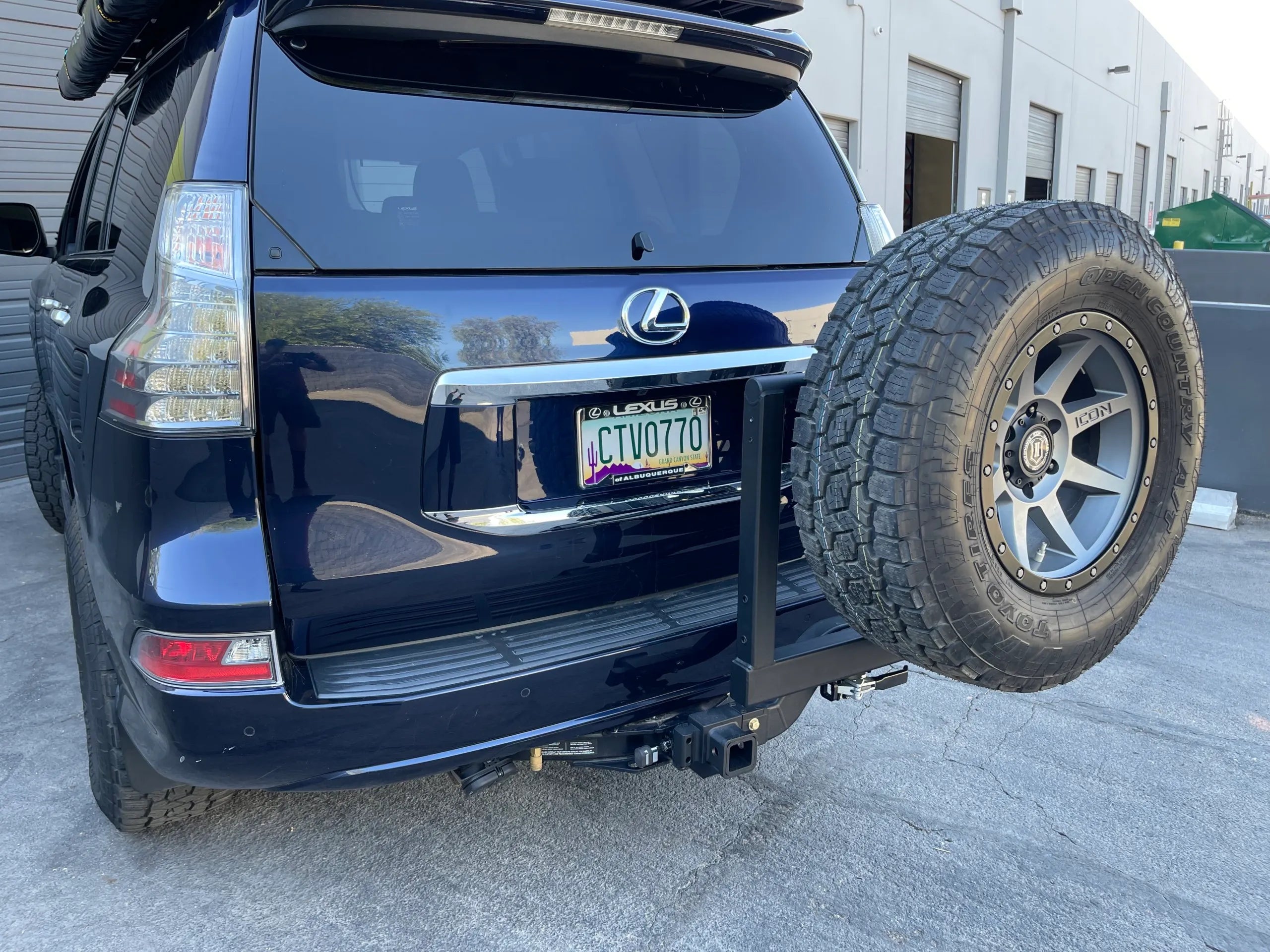 Westcott Universal Modular Spare Tire Carrier Rack